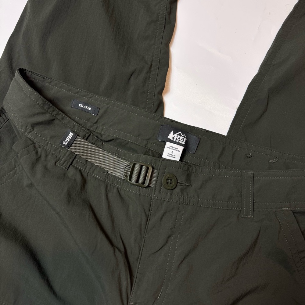 REI  pants cargo size 8 convertible - Picture 8 of 12